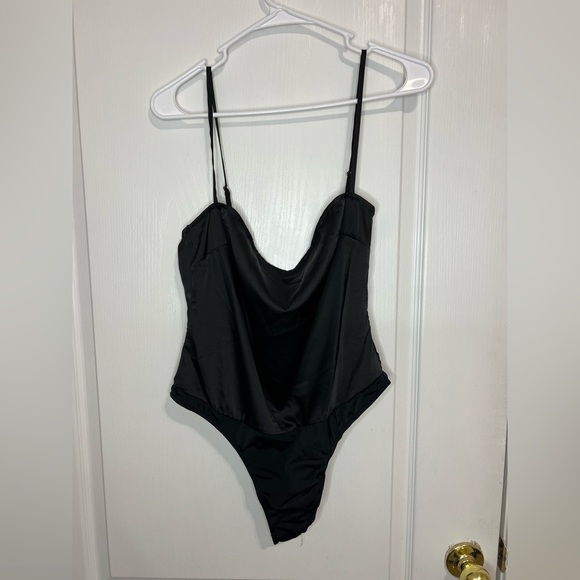 WeWoreWhat Sleek satin Black sleeveless Bodysuit size L - Picture 2 of 11